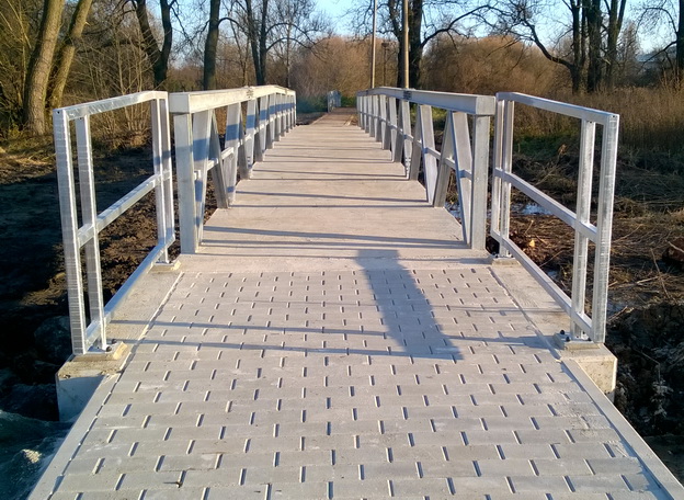 nový most přes zátopové území Stvolínky